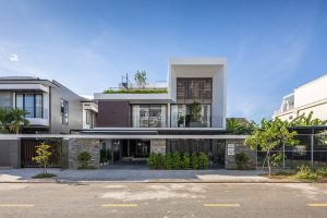 Chào mừng đến với XÂY DỰNG HÀ NỘI đơn vị hàng đầu trong lĩnh vực xây dựng – dịch vụ nhà ở. Với sứ mệnh mang đến những giải pháp tối ưu, chúng tôi tự hào đồng hành cùng khách hàng.